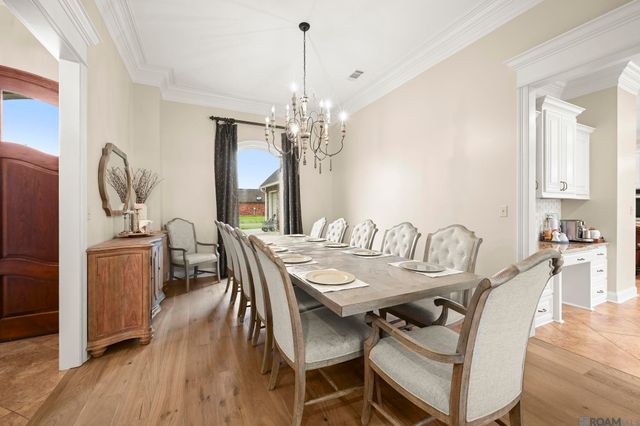 30857 Creek Valley Dr, Denham Springs, LA 70726