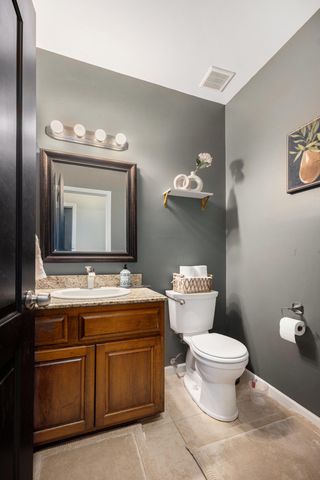 47376 Hidden Meadows Drive, Macomb, MI 48044