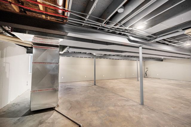 47376 Hidden Meadows Drive, Macomb, MI 48044