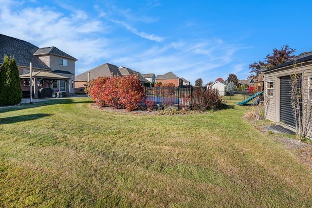 47376 Hidden Meadows Drive, Macomb, MI 48044