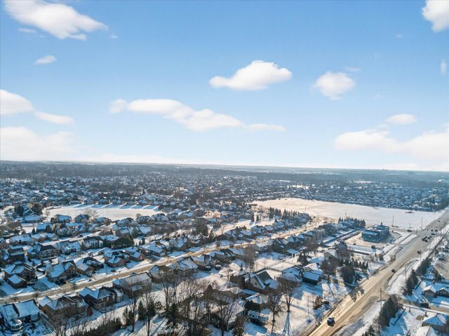 47376 Hidden Meadows Drive, Macomb, MI 48044