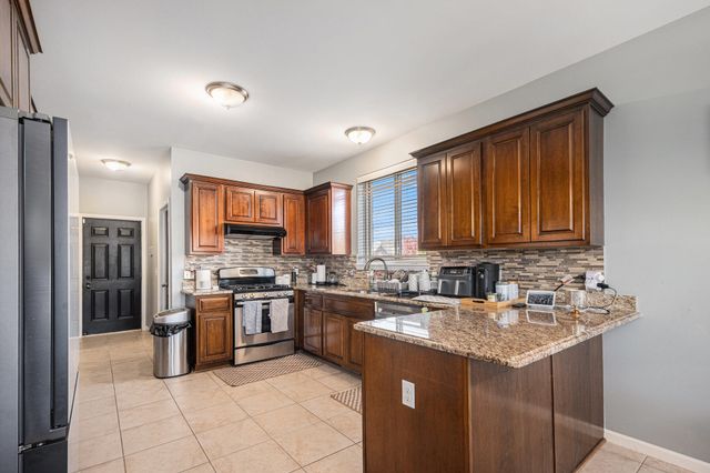 47376 Hidden Meadows Drive, Macomb, MI 48044