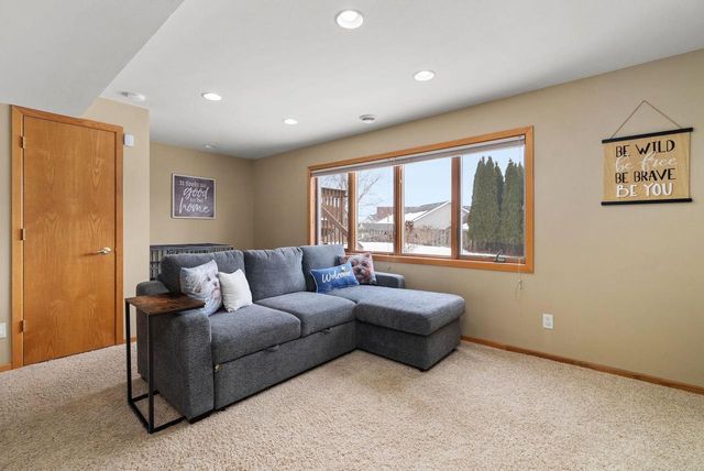 3833 Mammoth Trail, Madison, WI 53719