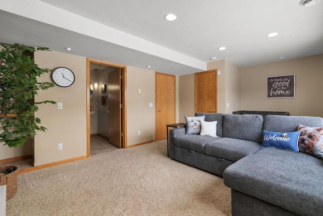 3833 Mammoth Trail, Madison, WI 53719