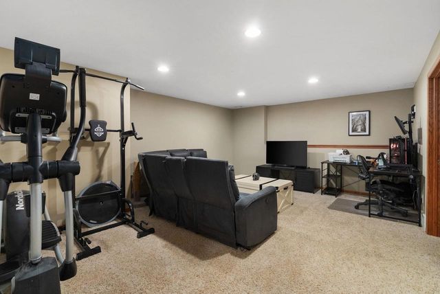 3833 Mammoth Trail, Madison, WI 53719