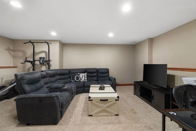 3833 Mammoth Trail, Madison, WI 53719