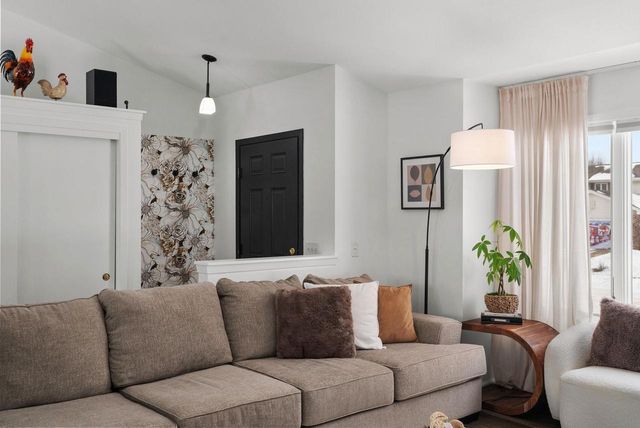 3833 Mammoth Trail, Madison, WI 53719