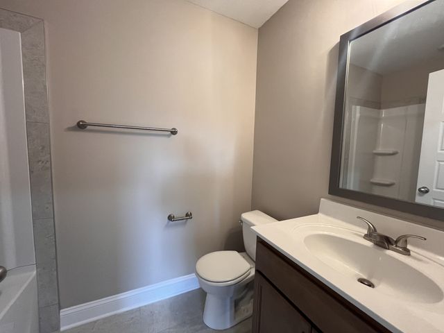 1006 Tufnel Dr, Clarksville, TN 37040