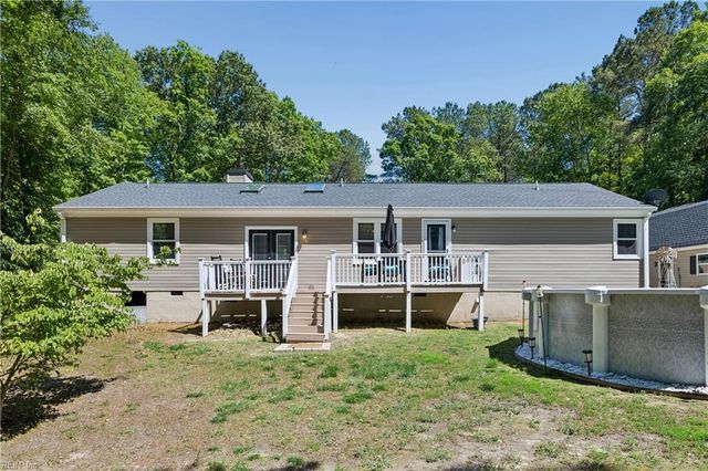 9006 Indian RD, Gloucester, VA 23061