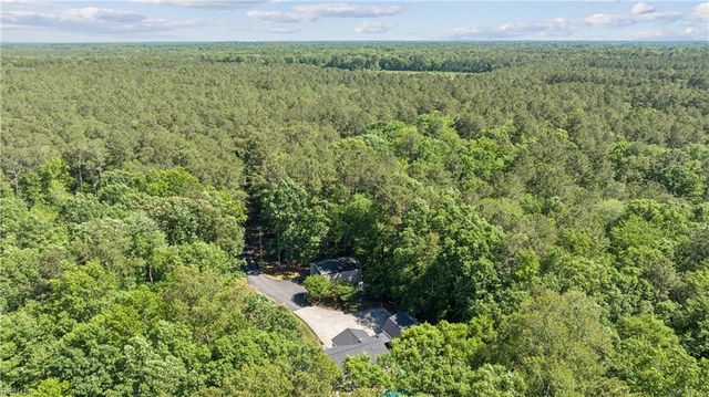 9006 Indian RD, Gloucester, VA 23061