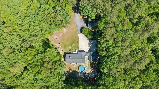 9006 Indian RD, Gloucester, VA 23061