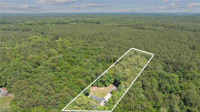 9006 Indian RD, Gloucester, VA 23061
