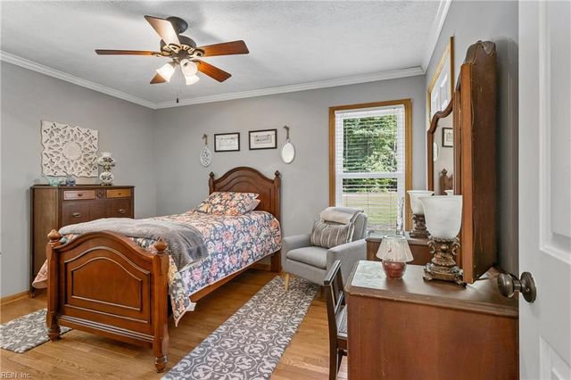 9006 Indian RD, Gloucester, VA 23061
