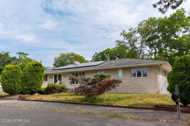 1326 Leguene Avenue, Forked River, NJ 08731