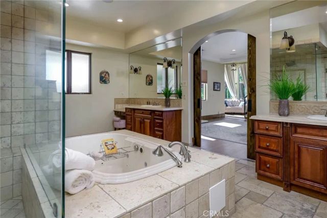 16186 PETERSON Drive, Whittier, CA 90605