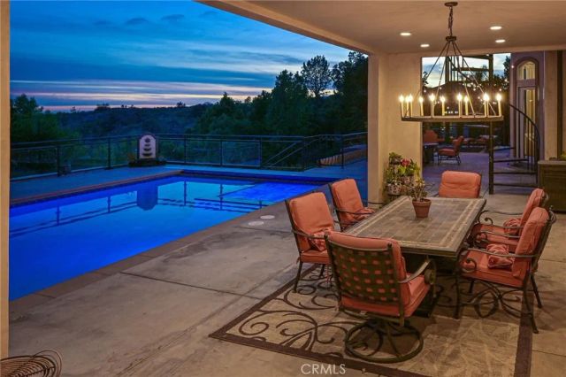 16186 PETERSON Drive, Whittier, CA 90605