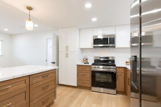 5790 Lone Star Dr, San Diego, CA 92120