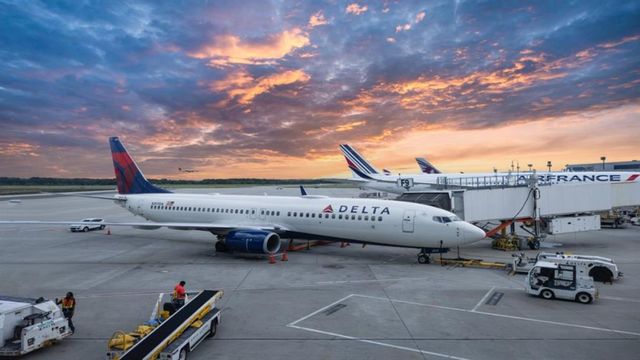 4432 Manor Hill Drive, Union City, GA 30291