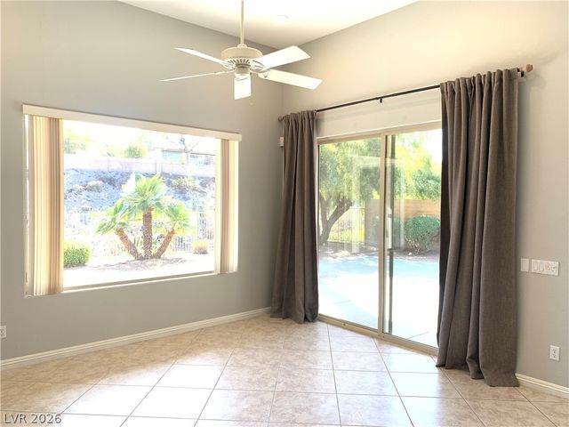 27 Plum Hollow Drive, Henderson, NV 89052