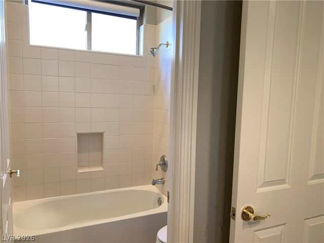27 Plum Hollow Drive, Henderson, NV 89052