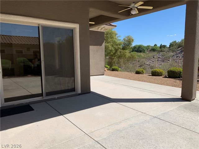 27 Plum Hollow Drive, Henderson, NV 89052
