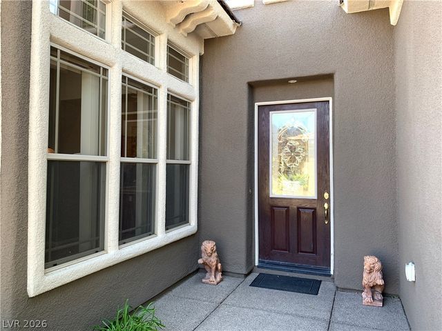 27 Plum Hollow Drive, Henderson, NV 89052