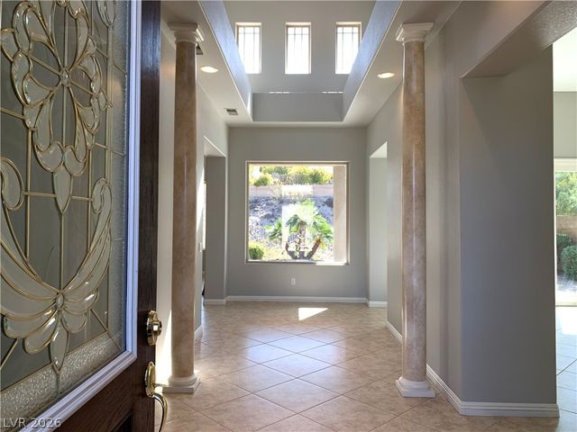 27 Plum Hollow Drive, Henderson, NV 89052