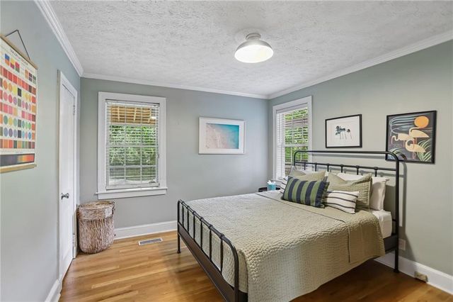 240 Sisson Avenue NE, Atlanta, GA 30317