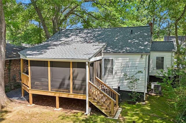 240 Sisson Avenue NE, Atlanta, GA 30317