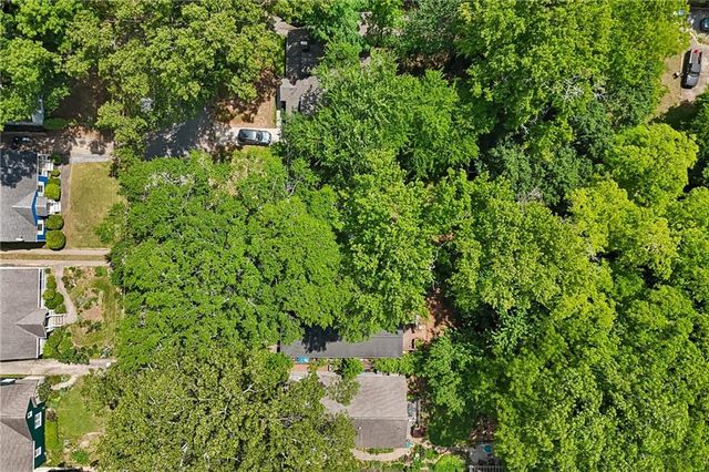 240 Sisson Avenue NE, Atlanta, GA 30317