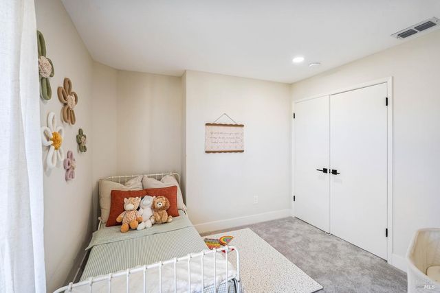 5050 Lakeview Cir, Fairfield, CA 94534