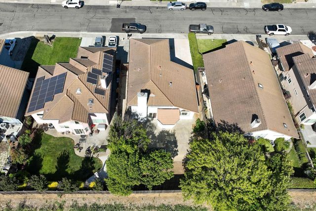5050 Lakeview Cir, Fairfield, CA 94534
