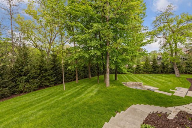 2112 Meeting Street, Minnetonka, MN 55391