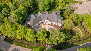 2112 Meeting Street, Minnetonka, MN 55391