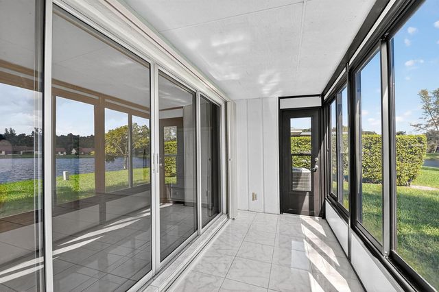 20 Camden Lane, Boynton Beach, FL 33426