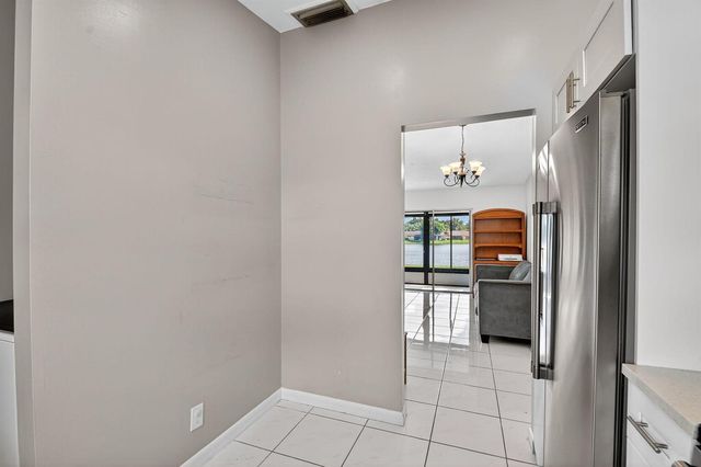 20 Camden Lane, Boynton Beach, FL 33426