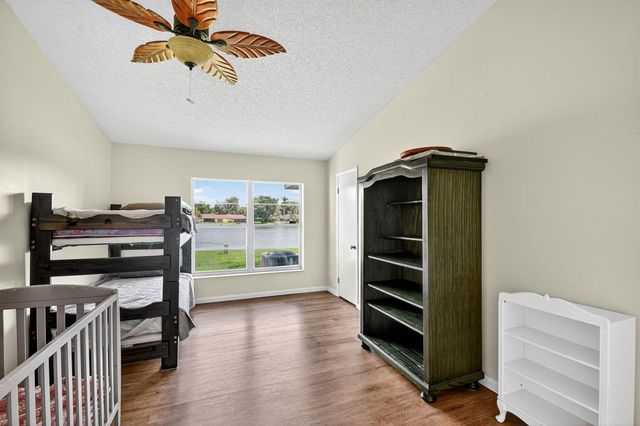 20 Camden Lane, Boynton Beach, FL 33426