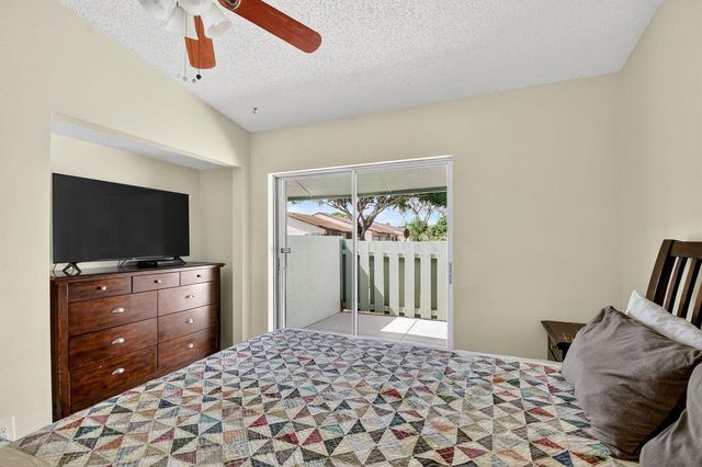 20 Camden Lane, Boynton Beach, FL 33426