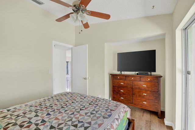 20 Camden Lane, Boynton Beach, FL 33426