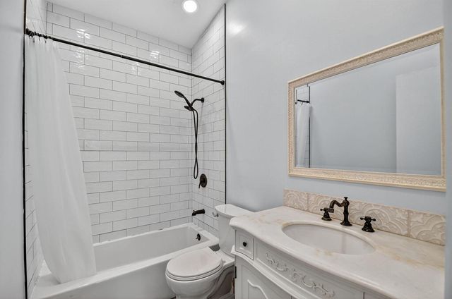20 Camden Lane, Boynton Beach, FL 33426