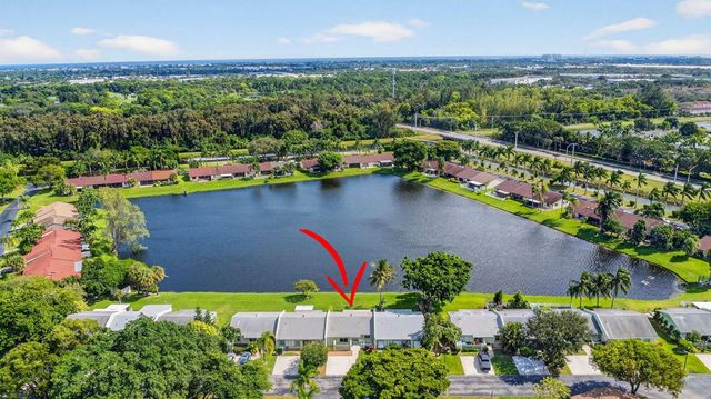20 Camden Lane, Boynton Beach, FL 33426