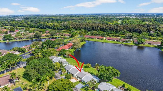 20 Camden Lane, Boynton Beach, FL 33426