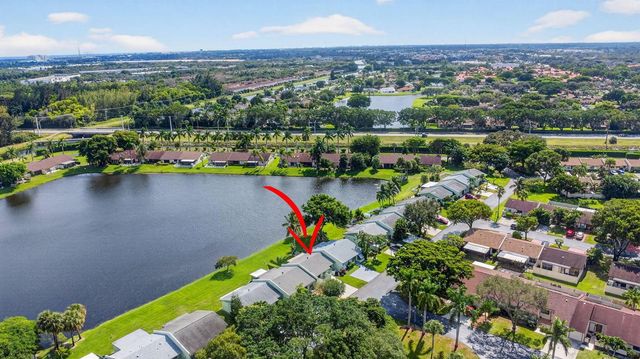 20 Camden Lane, Boynton Beach, FL 33426