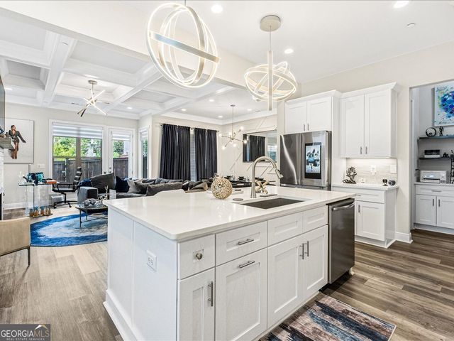 120 via roma, Woodstock, GA 30188