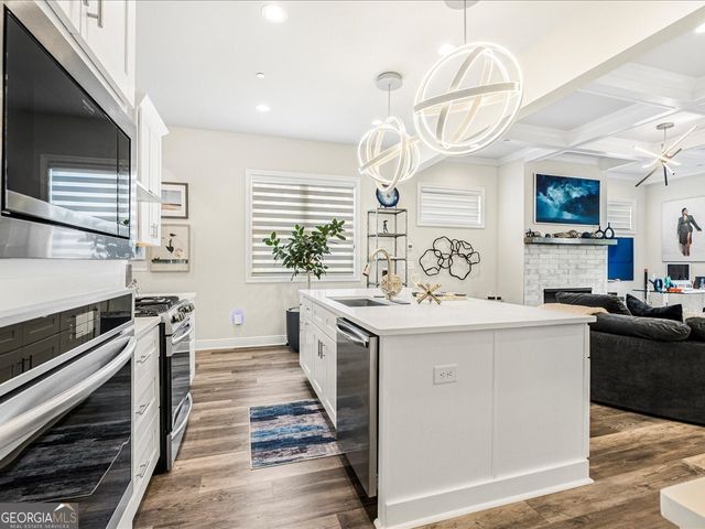 120 via roma, Woodstock, GA 30188