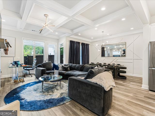 120 via roma, Woodstock, GA 30188