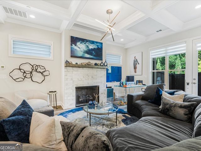 120 via roma, Woodstock, GA 30188