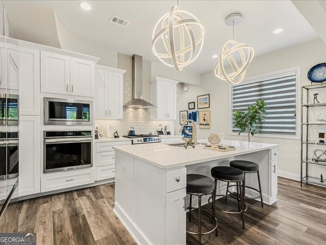 120 via roma, Woodstock, GA 30188