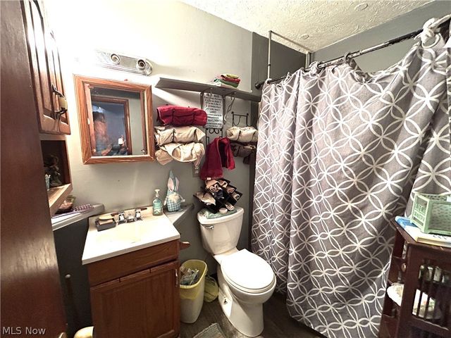 4165 Raymond Drive, Brunswick, OH 44212