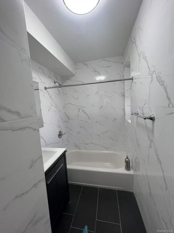 13604 Cherry Avenue 2H, Flushing, NY 11355